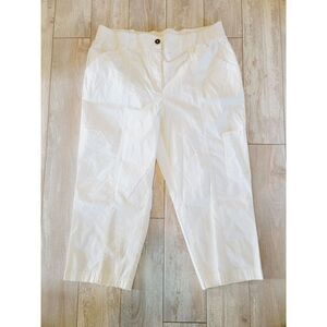 CHICO’S 1.5 Rylie‎ Capri Pants Crop White Fitigues Pockets Stretch NWT
